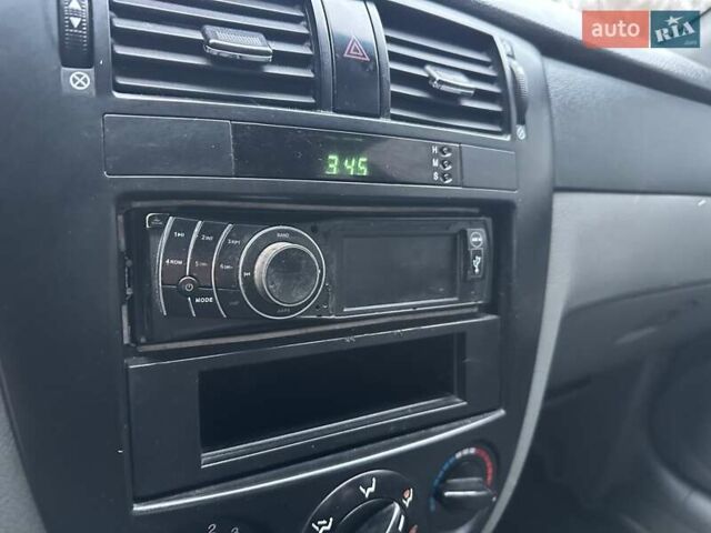 Черный Шевроле Лачетти, объемом двигателя 1.6 л и пробегом 280 тыс. км за 2999 $, фото 29 на Automoto.ua