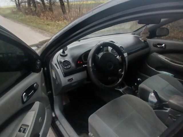 Черный Шевроле Лачетти, объемом двигателя 0 л и пробегом 296 тыс. км за 2600 $, фото 3 на Automoto.ua