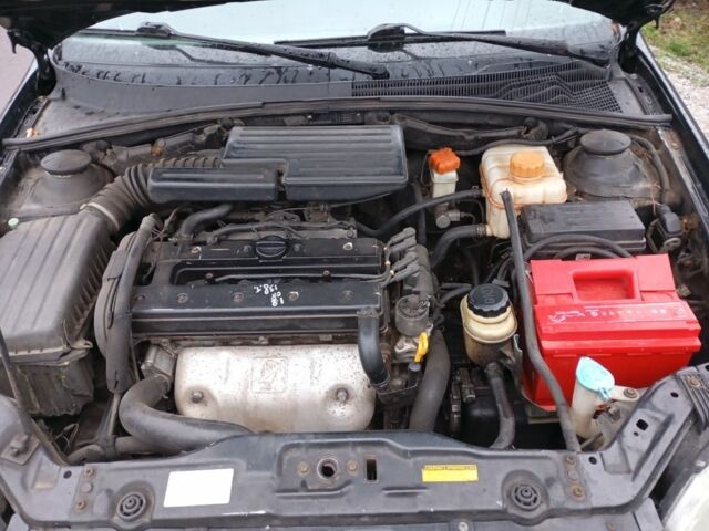 Черный Шевроле Лачетти, объемом двигателя 0 л и пробегом 250 тыс. км за 2500 $, фото 6 на Automoto.ua