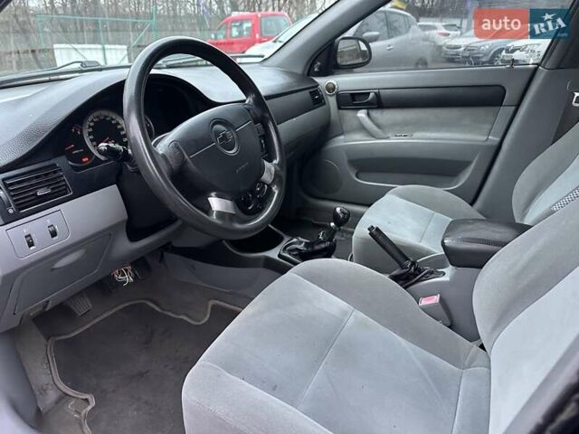 Черный Шевроле Лачетти, объемом двигателя 1.6 л и пробегом 280 тыс. км за 2999 $, фото 23 на Automoto.ua