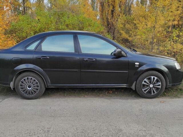 Черный Шевроле Лачетти, объемом двигателя 1.8 л и пробегом 300 тыс. км за 2850 $, фото 15 на Automoto.ua