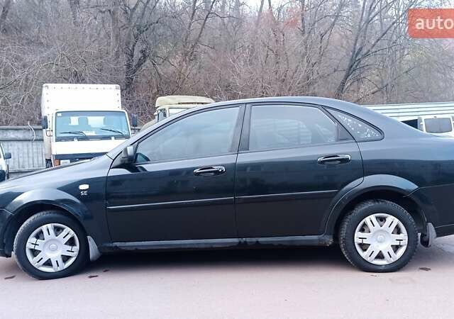 Черный Шевроле Лачетти, объемом двигателя 1.6 л и пробегом 235 тыс. км за 2700 $, фото 2 на Automoto.ua