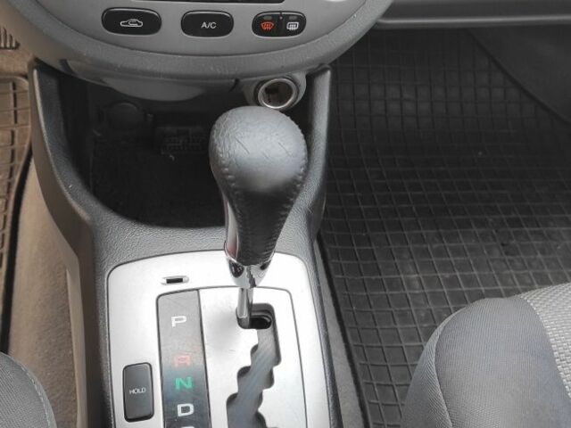 Черный Шевроле Лачетти, объемом двигателя 1.8 л и пробегом 300 тыс. км за 2850 $, фото 4 на Automoto.ua