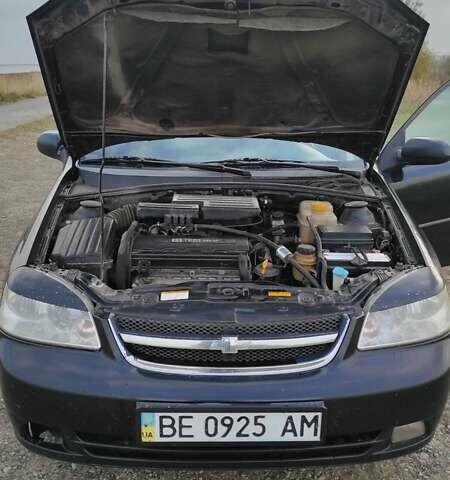Черный Шевроле Лачетти, объемом двигателя 1.8 л и пробегом 390 тыс. км за 3100 $, фото 3 на Automoto.ua
