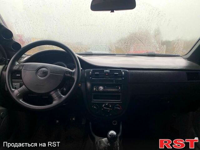 Черный Шевроле Лачетти, объемом двигателя 1.6 л и пробегом 340 тыс. км за 2400 $, фото 4 на Automoto.ua