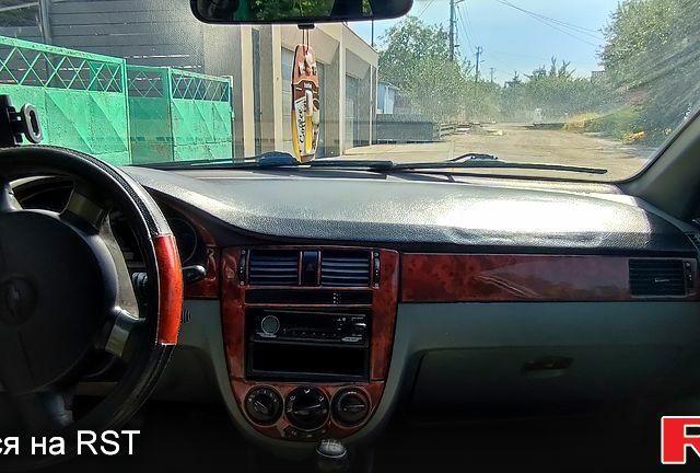 Черный Шевроле Лачетти, объемом двигателя 1.6 л и пробегом 0 тыс. км за 3400 $, фото 3 на Automoto.ua
