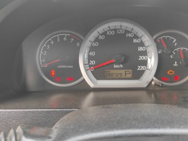 Черный Шевроле Лачетти, объемом двигателя 1.8 л и пробегом 300 тыс. км за 2850 $, фото 14 на Automoto.ua