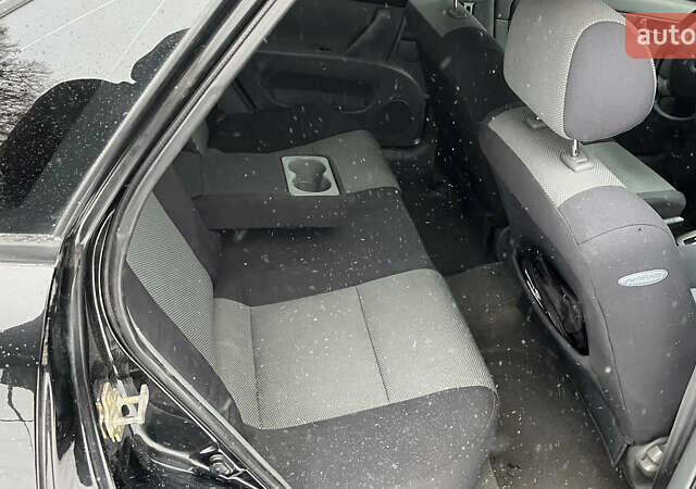 Черный Шевроле Лачетти, объемом двигателя 1.8 л и пробегом 210 тыс. км за 4500 $, фото 14 на Automoto.ua