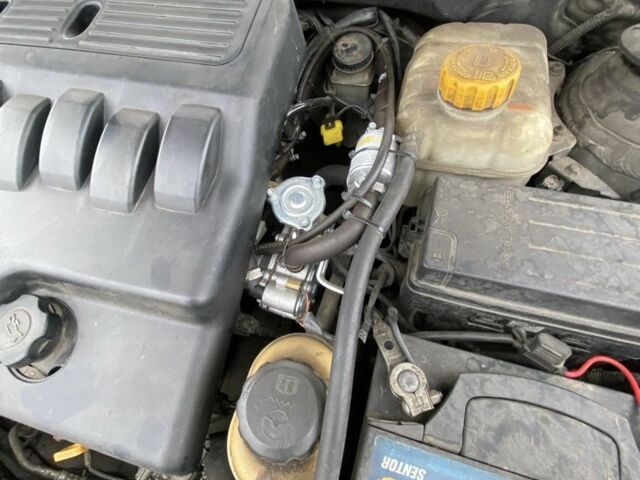 Черный Шевроле Лачетти, объемом двигателя 1.6 л и пробегом 170 тыс. км за 3800 $, фото 15 на Automoto.ua