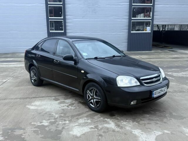 Черный Шевроле Лачетти, объемом двигателя 1.8 л и пробегом 220 тыс. км за 2950 $, фото 2 на Automoto.ua