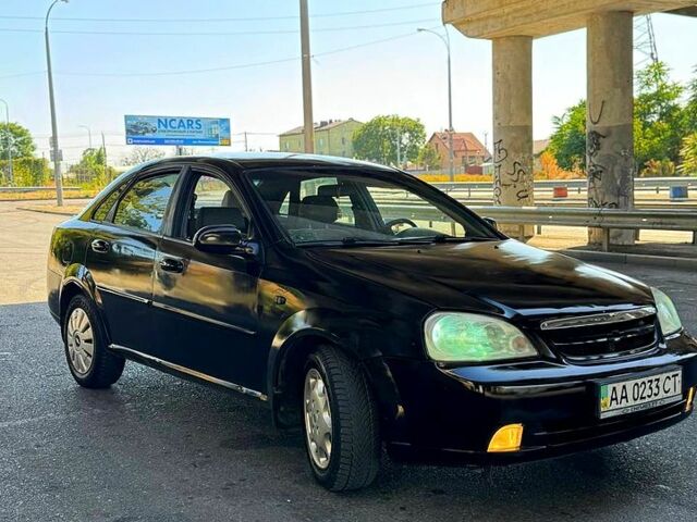 Черный Шевроле Лачетти, объемом двигателя 1.8 л и пробегом 178 тыс. км за 3350 $, фото 2 на Automoto.ua