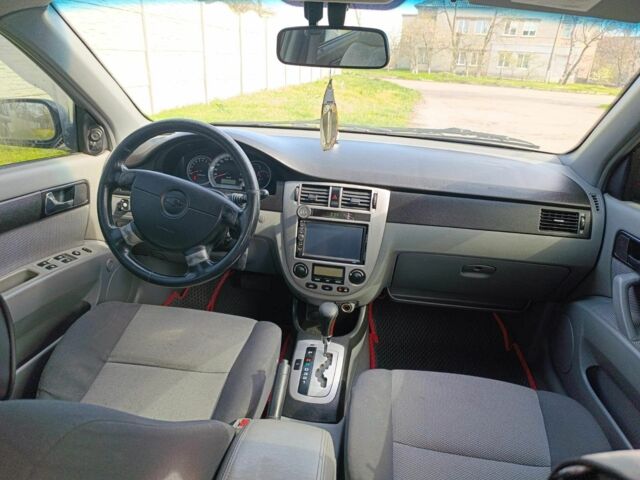 Черный Шевроле Лачетти, объемом двигателя 1.8 л и пробегом 241 тыс. км за 4500 $, фото 3 на Automoto.ua