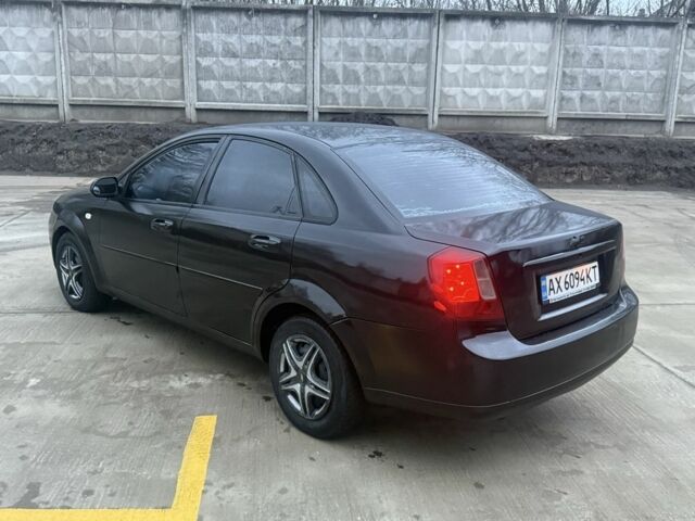 Черный Шевроле Лачетти, объемом двигателя 1.8 л и пробегом 220 тыс. км за 2950 $, фото 5 на Automoto.ua