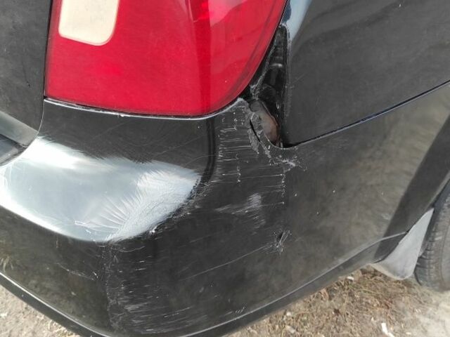 Черный Шевроле Лачетти, объемом двигателя 1.8 л и пробегом 300 тыс. км за 2850 $, фото 13 на Automoto.ua