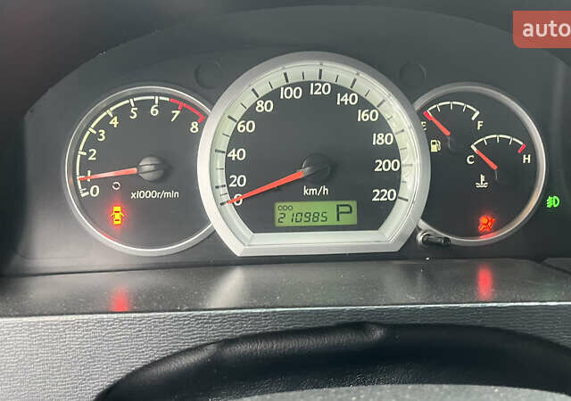 Черный Шевроле Лачетти, объемом двигателя 1.8 л и пробегом 210 тыс. км за 4500 $, фото 10 на Automoto.ua