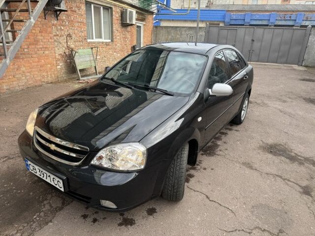 Черный Шевроле Лачетти, объемом двигателя 1.8 л и пробегом 200 тыс. км за 3200 $, фото 7 на Automoto.ua