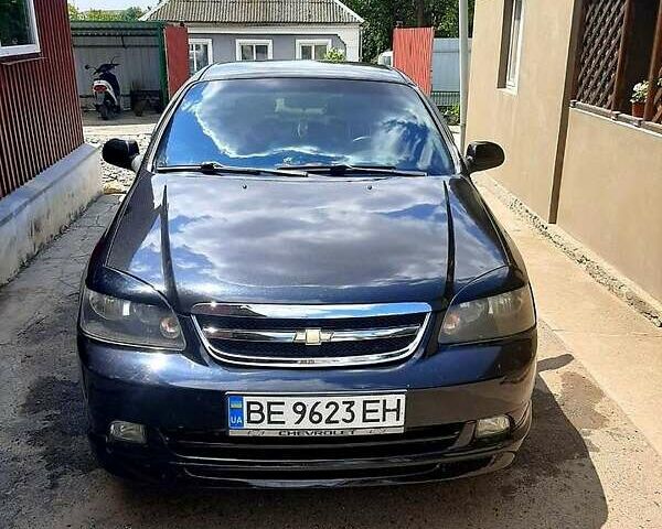Черный Шевроле Лачетти, объемом двигателя 1.8 л и пробегом 150 тыс. км за 4800 $, фото 4 на Automoto.ua