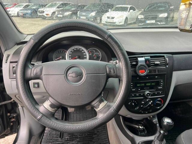 Чорний Шевроле Лачетті, об'ємом двигуна 1.6 л та пробігом 247 тис. км за 3890 $, фото 21 на Automoto.ua