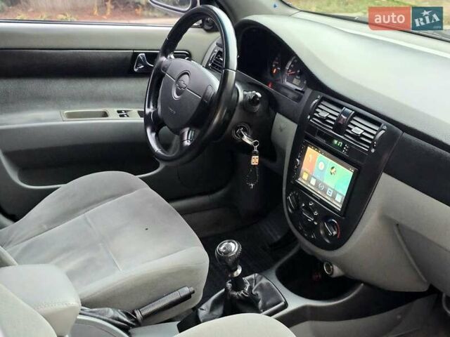 Чорний Шевроле Лачетті, об'ємом двигуна 1.8 л та пробігом 240 тис. км за 3600 $, фото 17 на Automoto.ua