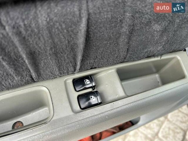 Черный Шевроле Лачетти, объемом двигателя 1.6 л и пробегом 247 тыс. км за 3890 $, фото 15 на Automoto.ua