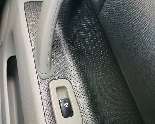 Черный Шевроле Лачетти, объемом двигателя 1.8 л и пробегом 265 тыс. км за 4600 $, фото 40 на Automoto.ua