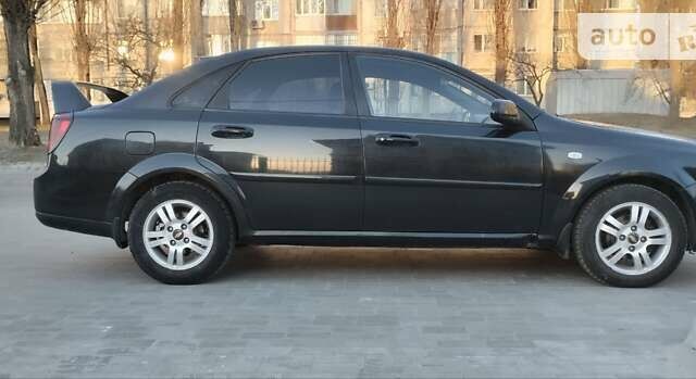 Черный Шевроле Лачетти, объемом двигателя 1.8 л и пробегом 237 тыс. км за 3850 $, фото 2 на Automoto.ua