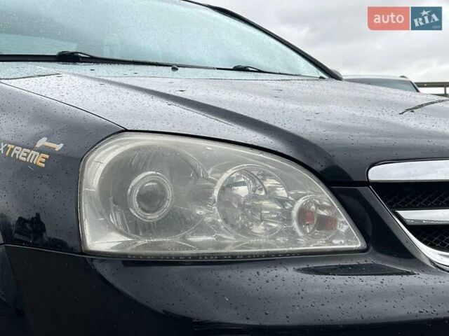 Черный Шевроле Лачетти, объемом двигателя 1.6 л и пробегом 247 тыс. км за 3890 $, фото 12 на Automoto.ua