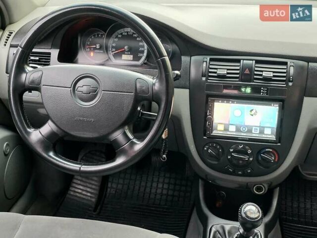 Чорний Шевроле Лачетті, об'ємом двигуна 1.8 л та пробігом 240 тис. км за 3600 $, фото 13 на Automoto.ua