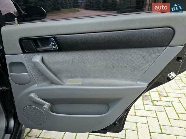 Чорний Шевроле Лачетті, об'ємом двигуна 1.8 л та пробігом 240 тис. км за 3600 $, фото 11 на Automoto.ua