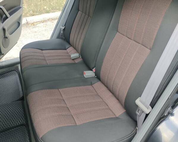 Черный Шевроле Лачетти, объемом двигателя 1.8 л и пробегом 265 тыс. км за 4600 $, фото 26 на Automoto.ua