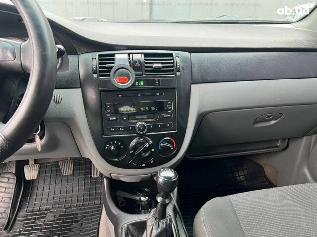 Чорний Шевроле Лачетті, об'ємом двигуна 1.6 л та пробігом 247 тис. км за 3890 $, фото 24 на Automoto.ua