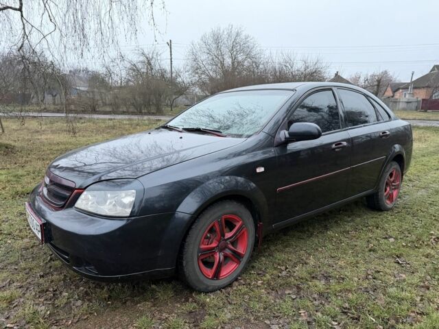 Черный Шевроле Лачетти, объемом двигателя 1.8 л и пробегом 213 тыс. км за 3750 $, фото 2 на Automoto.ua