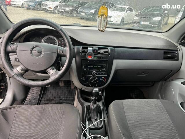 Чорний Шевроле Лачетті, об'ємом двигуна 1.6 л та пробігом 247 тис. км за 3890 $, фото 31 на Automoto.ua