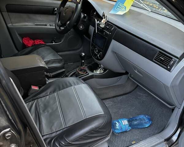 Чорний Шевроле Лачетті, об'ємом двигуна 1.6 л та пробігом 270 тис. км за 3500 $, фото 9 на Automoto.ua