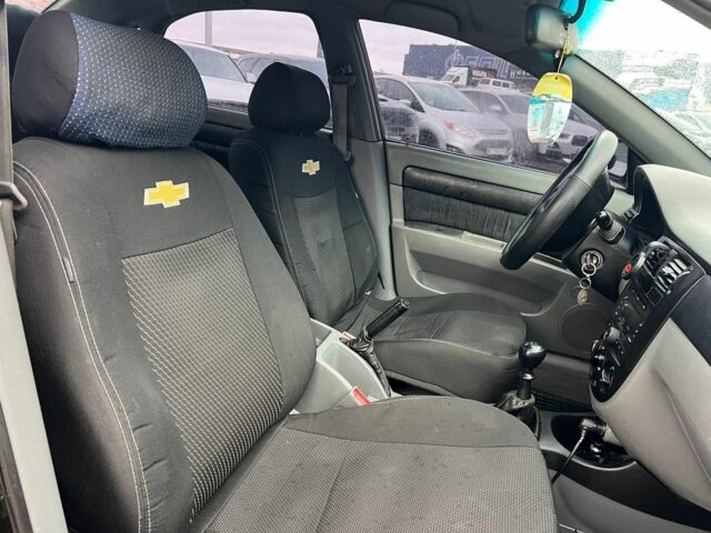 Чорний Шевроле Лачетті, об'ємом двигуна 1.6 л та пробігом 247 тис. км за 3890 $, фото 32 на Automoto.ua