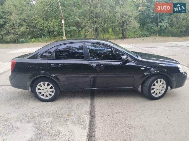 Черный Шевроле Лачетти, объемом двигателя 1.8 л и пробегом 265 тыс. км за 4600 $, фото 9 на Automoto.ua