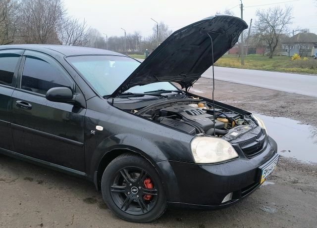 Чорний Шевроле Лачетті, об'ємом двигуна 1.6 л та пробігом 334 тис. км за 3250 $, фото 6 на Automoto.ua