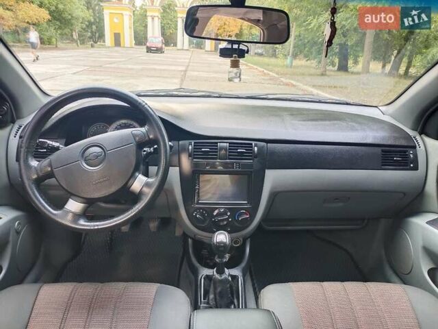 Черный Шевроле Лачетти, объемом двигателя 1.8 л и пробегом 265 тыс. км за 4600 $, фото 35 на Automoto.ua