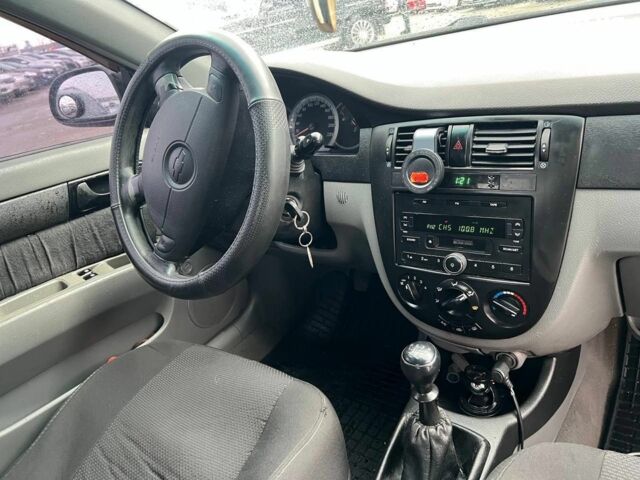 Чорний Шевроле Лачетті, об'ємом двигуна 1.6 л та пробігом 247 тис. км за 3890 $, фото 33 на Automoto.ua