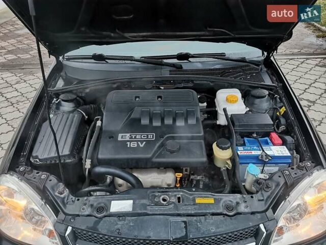 Чорний Шевроле Лачетті, об'ємом двигуна 1.6 л та пробігом 185 тис. км за 5300 $, фото 6 на Automoto.ua