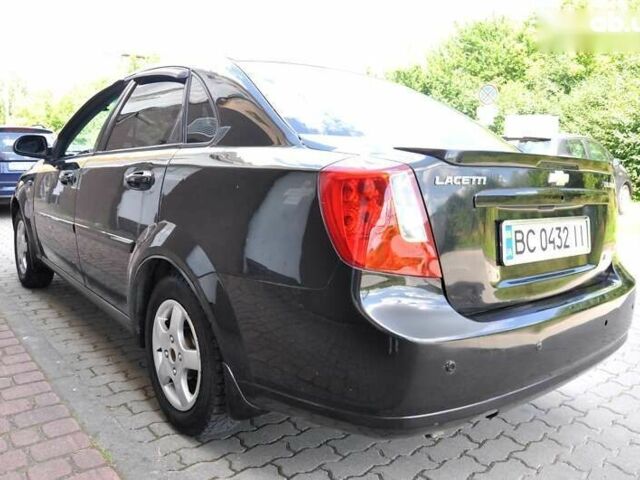 Черный Шевроле Лачетти, объемом двигателя 1.6 л и пробегом 245 тыс. км за 2999 $, фото 6 на Automoto.ua