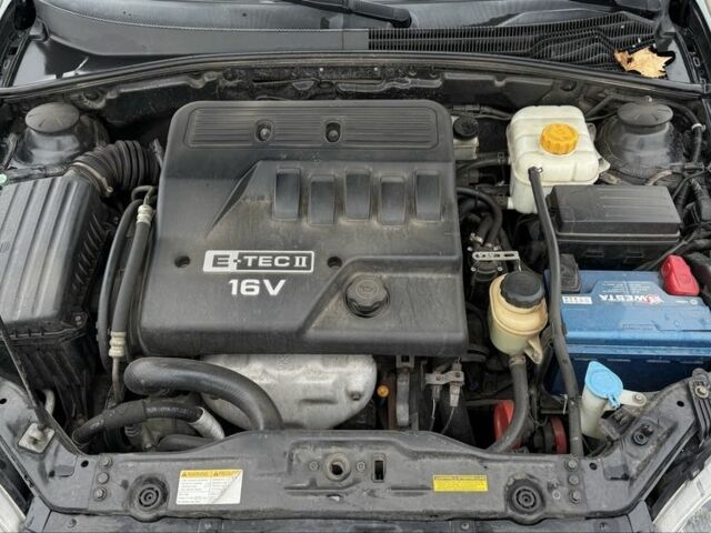 Черный Шевроле Лачетти, объемом двигателя 0 л и пробегом 166 тыс. км за 4900 $, фото 5 на Automoto.ua