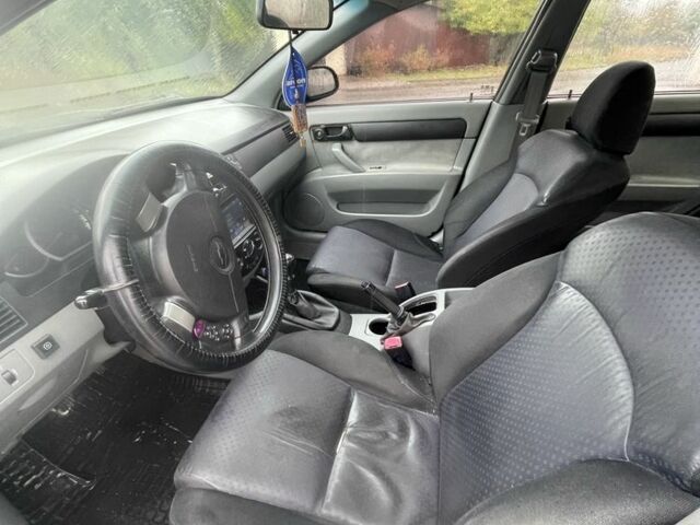 Черный Шевроле Лачетти, объемом двигателя 1.6 л и пробегом 307 тыс. км за 2800 $, фото 6 на Automoto.ua