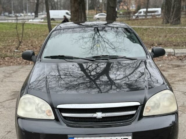 Черный Шевроле Лачетти, объемом двигателя 1.6 л и пробегом 260 тыс. км за 2750 $, фото 1 на Automoto.ua