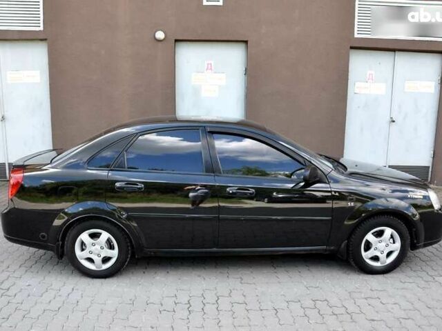 Черный Шевроле Лачетти, объемом двигателя 1.6 л и пробегом 245 тыс. км за 2999 $, фото 11 на Automoto.ua