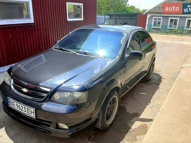 Черный Шевроле Лачетти, объемом двигателя 1.8 л и пробегом 150 тыс. км за 4800 $, фото 2 на Automoto.ua