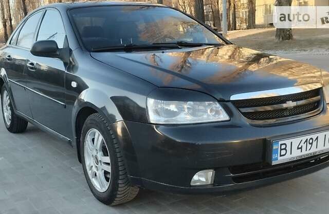 Черный Шевроле Лачетти, объемом двигателя 1.8 л и пробегом 237 тыс. км за 3850 $, фото 5 на Automoto.ua
