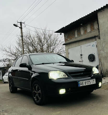 Черный Шевроле Лачетти, объемом двигателя 1.6 л и пробегом 218 тыс. км за 4800 $, фото 2 на Automoto.ua