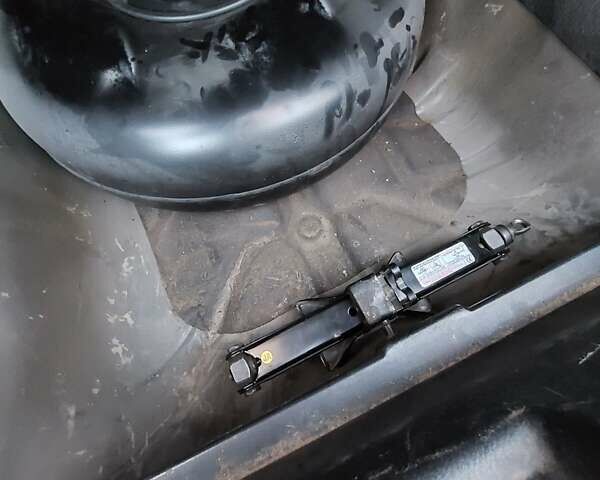 Черный Шевроле Лачетти, объемом двигателя 1.8 л и пробегом 210 тыс. км за 4200 $, фото 29 на Automoto.ua