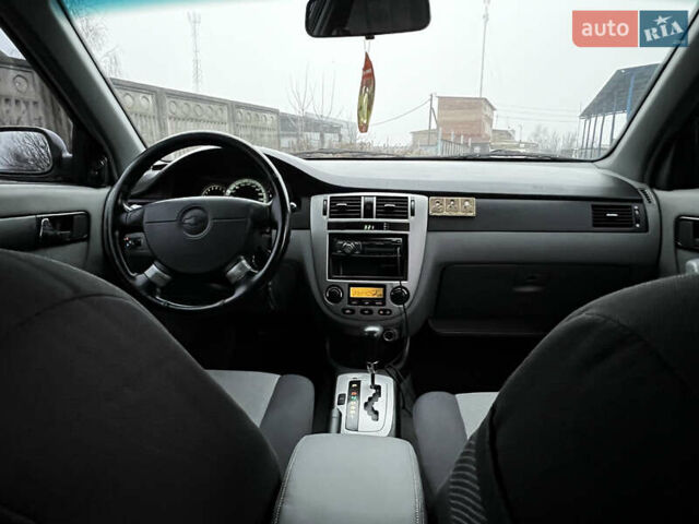 Черный Шевроле Лачетти, объемом двигателя 1.8 л и пробегом 243 тыс. км за 4489 $, фото 1 на Automoto.ua